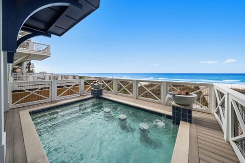 Private Beachfront Pool