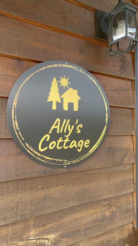 Cottage Sign