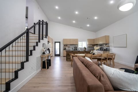 Modern design and open layout for connection and comfort