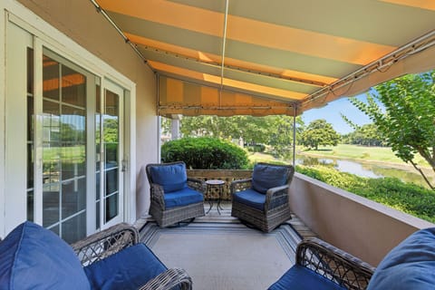 SNOWBIRDS- WELCOME! Relax on the spacious patio with serene golf and lagoon views, unwind by the nearby pool, or stroll to the beach just 0.7 miles away along a scenic trail