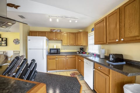 The kitchen is equiped with a dishwasher and everything else you might need for trip