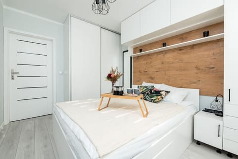 Two Seperate Bedrooms for Your Convenience and Privacy | RENTUJEMY