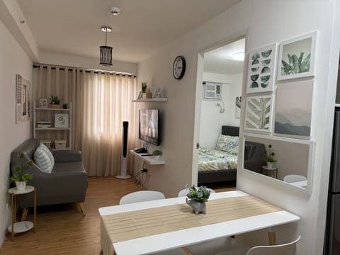 Airconditioned Living and Dining Area