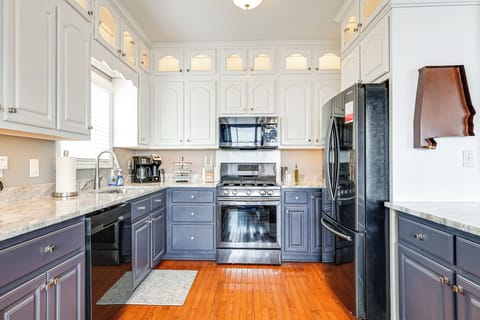 House (3 Bedrooms) | Interior