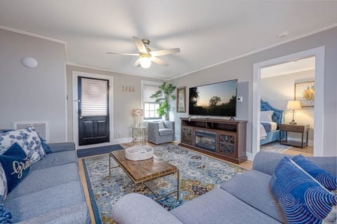 Spacious living area with fireplace