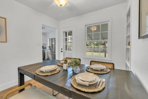 1539 Maryland Avenue-19