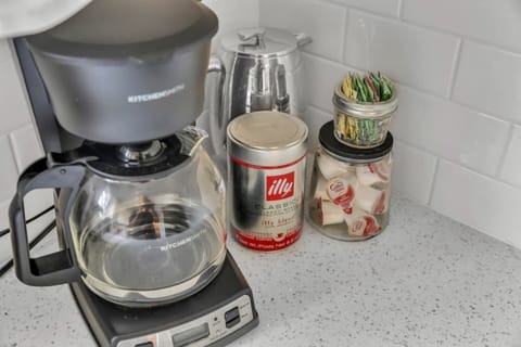 1539 Maryland Avenue-32