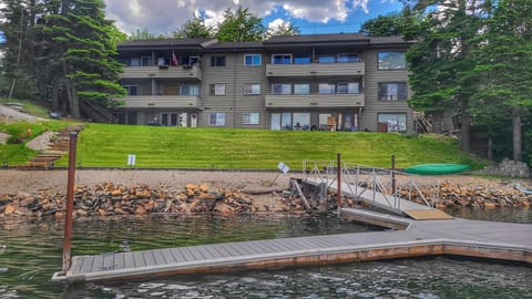 Your views as you park the boat after a day on the lake!