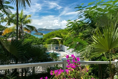 Ground floor studio with water views