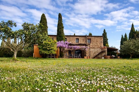 Exclusive countryside house for groups and families