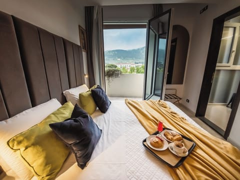 Comfort Double or Twin Room | Minibar, in-room safe, desk, laptop workspace