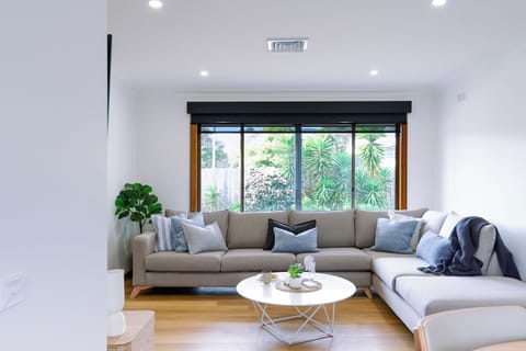 Open plan living and dining area