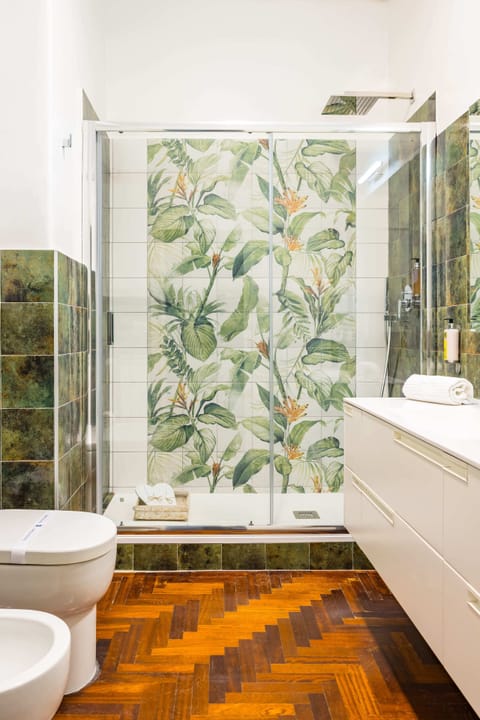 Quadruple Room, Balcony | Bathroom | Slippers