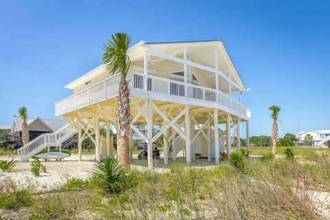 Gorgeous home directly on the Gulf of Mexico