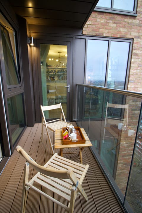 Luxury Apartment | Terrace/patio