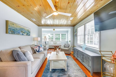 Atlantic City Vacation Rental | 2BR | 1BA | 900 Sq Ft