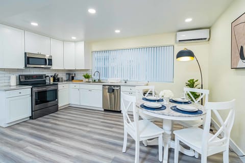 Apartment | 2 bedrooms, Internet