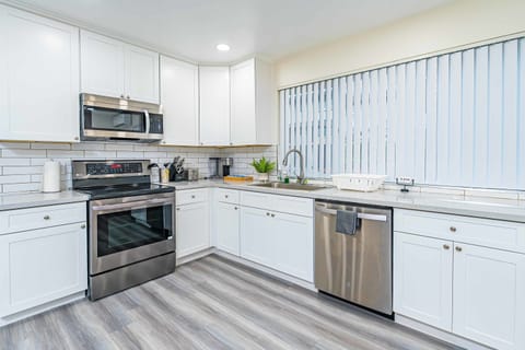 Apartment | 2 bedrooms, Internet