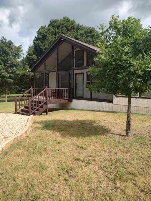 Come relax at Meadow Vista. It will quickly become your happy place.