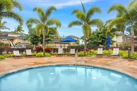 Community pool @Pili Mai