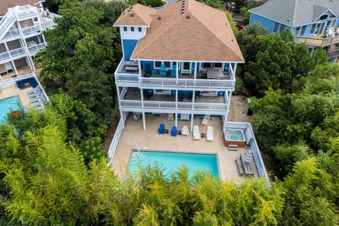 VOH151: FINALLY | Rear Exterior Aerial