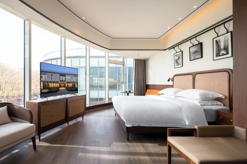 Superior Double Room | Memory foam beds, minibar (free items), laptop workspace