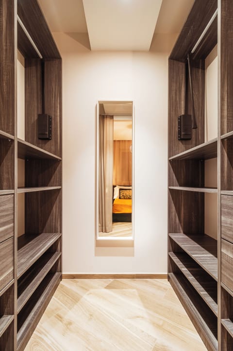 Apartment | Wardrobe