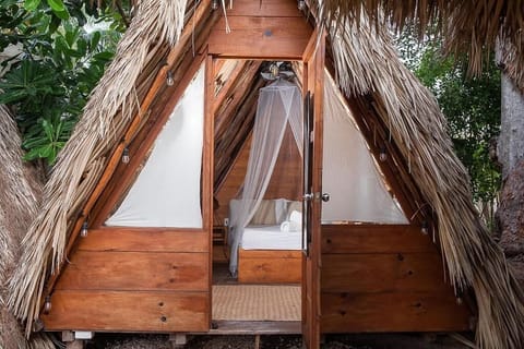 Tipi with shared bathroom | Free WiFi, bed sheets