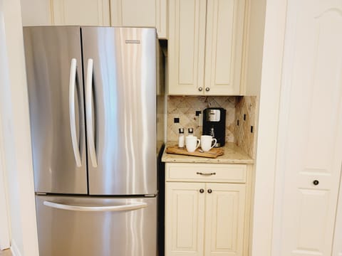 The coffee station includes everything you need for your coffee or tea