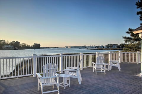 Ocean View Vacation Rental | 2BR | 2BA | 1,530 Sq Ft | 1 Step Required