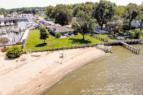 Welcome to the Beachcomber on Kent Island, uniquely situated between a marina and a beach.