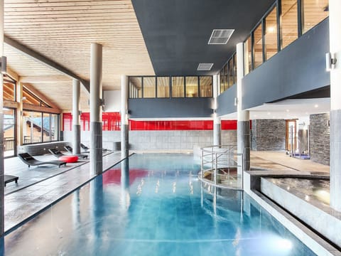 Pool Indoor