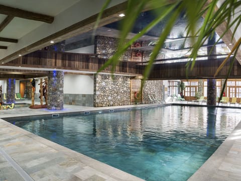 Pool Indoor