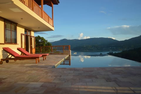 Apartment, Pool View | 1 bedroom, in-room safe, WiFi (free)