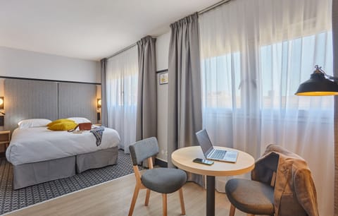 Get a peaceful night sleep in our cozy studio that features either 1 Double bed OR 2 Single beds.