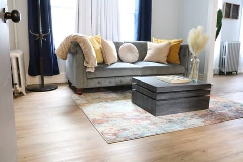 C38cbf67 e67c 476f b413 a2156070ff43