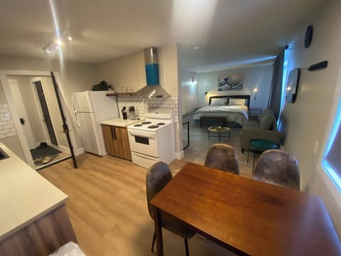 Room, 1 Bedroom, Patio, Garden View | 1 bedroom