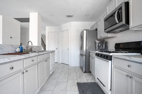 Indoors, Kitchen, Microwave, Oven, Floor