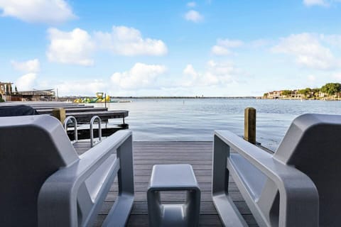 view of the lighthouse and Yacht Club