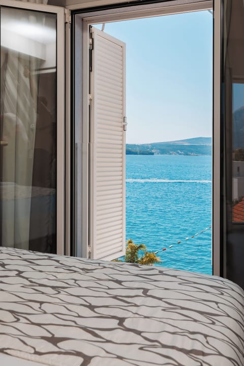 Comfort Suite with Sea View | Beach/ocean view