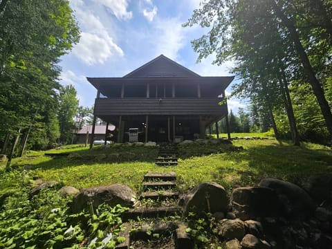 Majestic Indian Lake Cabin