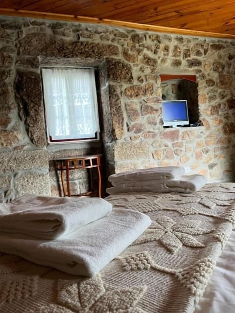 1 bedroom, hypo-allergenic bedding, free WiFi