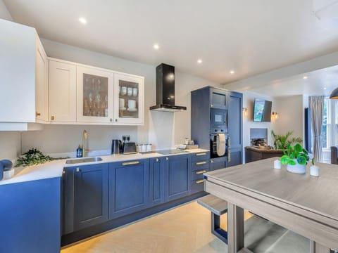 Kitchen | Craig Apartments- Slate House - Craig Apartments, Bowness-on-Windermere