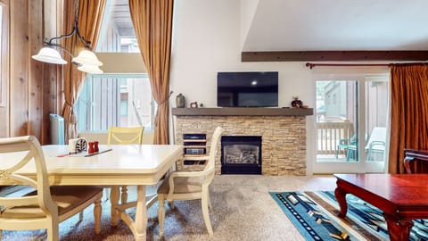 Indoors, Furniture, Table, Living Room, Home Decor