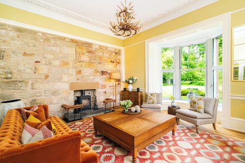 Lounge 1 - Wood Burning Stove & Garden Views