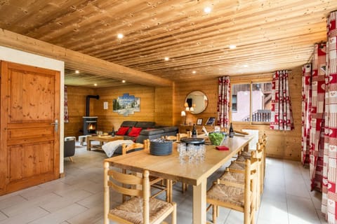Large living room in chalet Snow Pearl