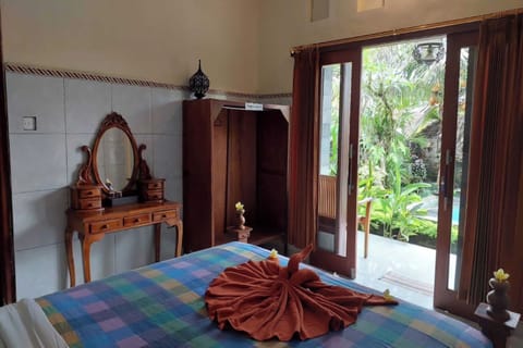 Standard Suite | Desk, free WiFi, bed sheets