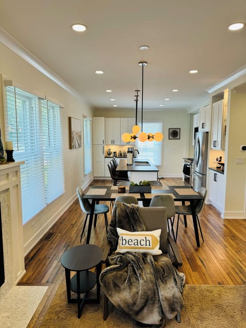 Dining Room with seating for six