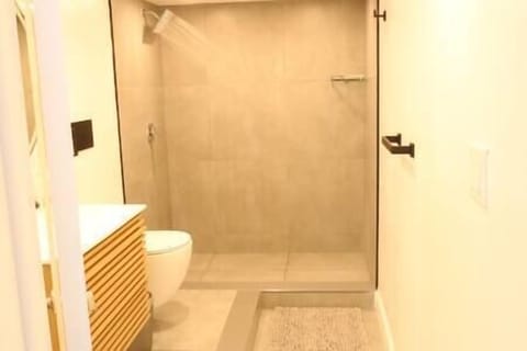 77fbc95c 3484 4107 9111 08c4af691575