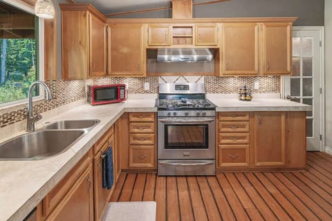 Updated kitchen appliances